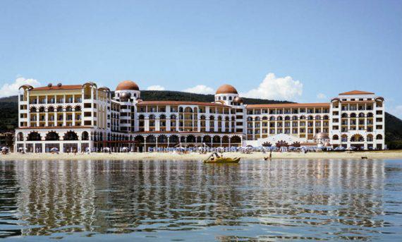 All Inclusive почивка в Обзор снимка