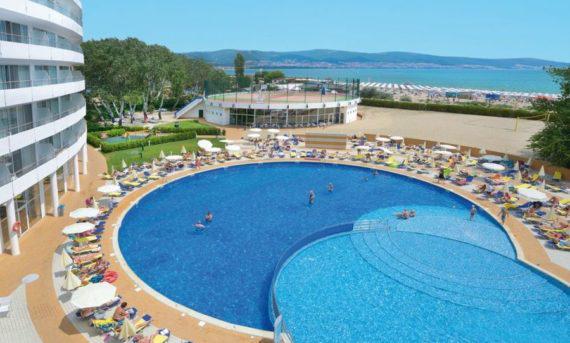 All Inclusive лято на Слънчев бряг на първа линия снимка